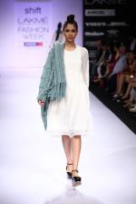 Model walk the ramp for Shift,Payal Khandwala,Roma Narsinghani show at Lakme Fashion Week Day 2 on 4th Aug 2012 (122).JPG